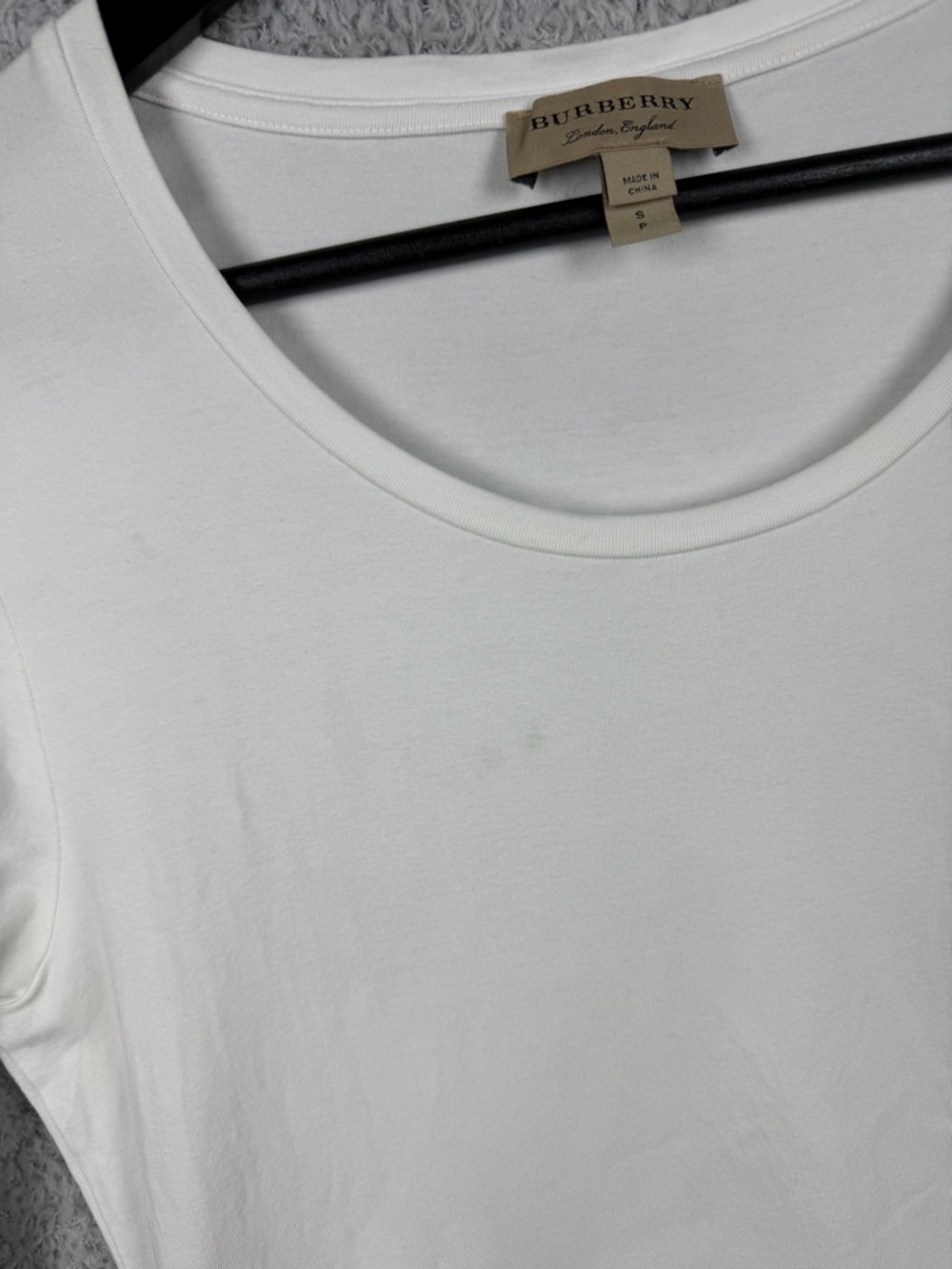 Burberry Women’s Lohit Checked Cuff 3/4 Sleeve White Tee Top, Size S, FLAWS - Picture 11 of 16